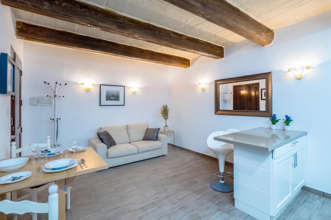 Valletta Main Street Apartment Deluxe Eksteriør billede