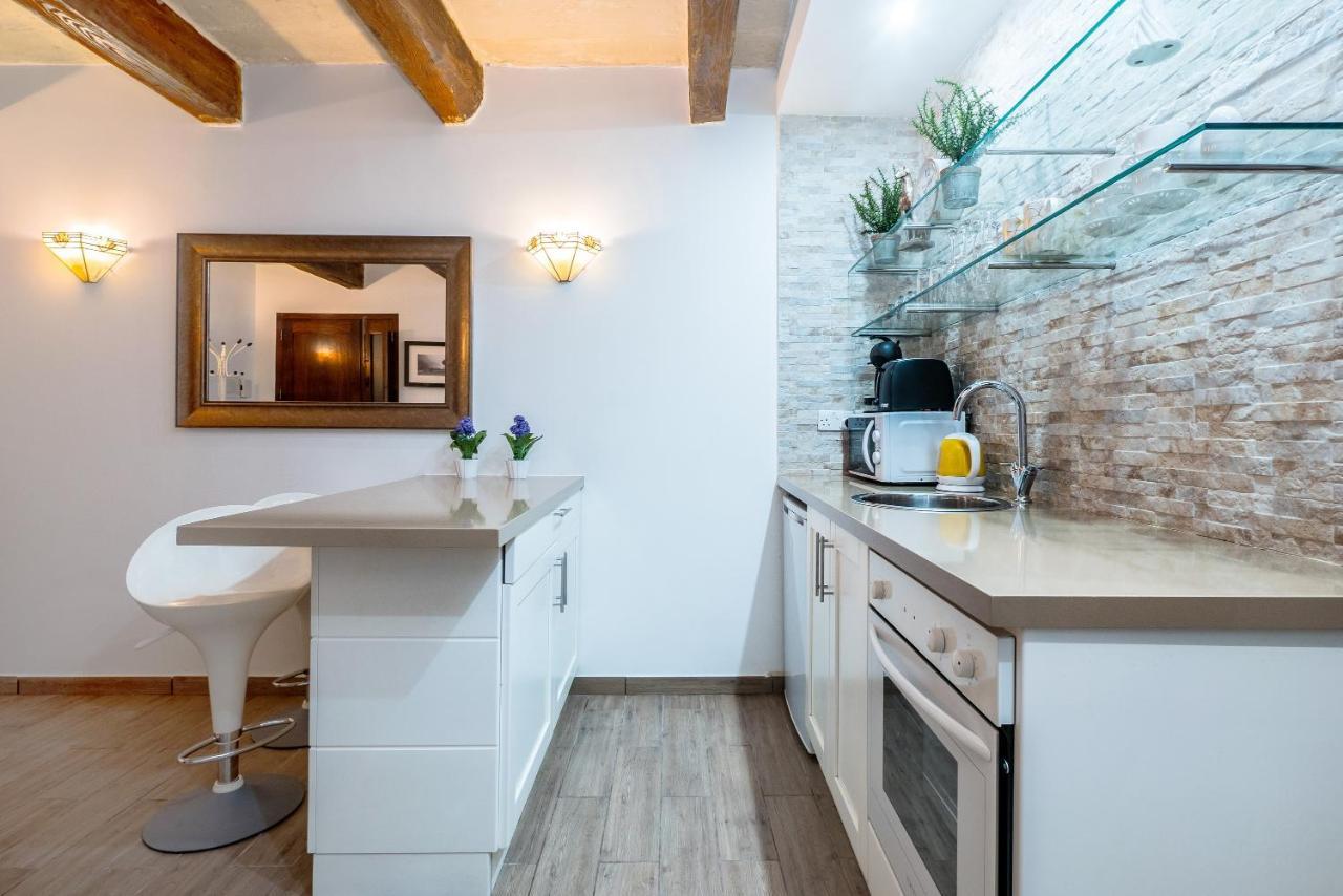Valletta Main Street Apartment Deluxe Eksteriør billede