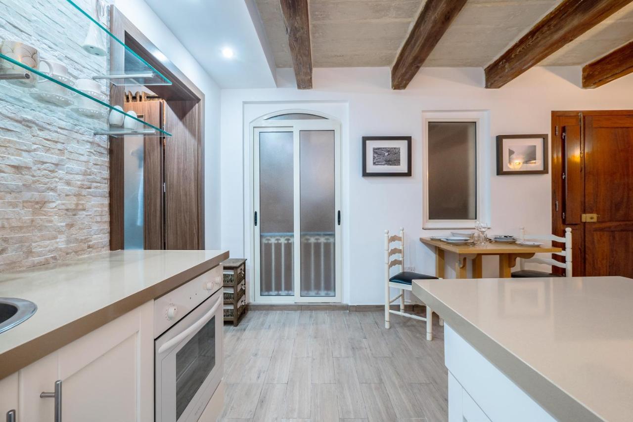 Valletta Main Street Apartment Deluxe Eksteriør billede