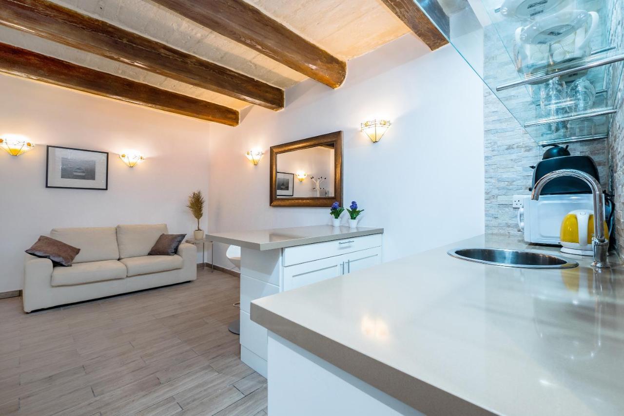 Valletta Main Street Apartment Deluxe Eksteriør billede